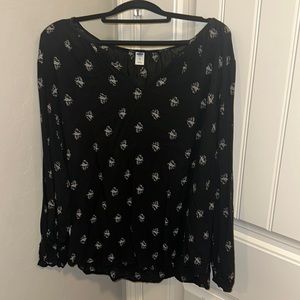 Old Navy long sleeve